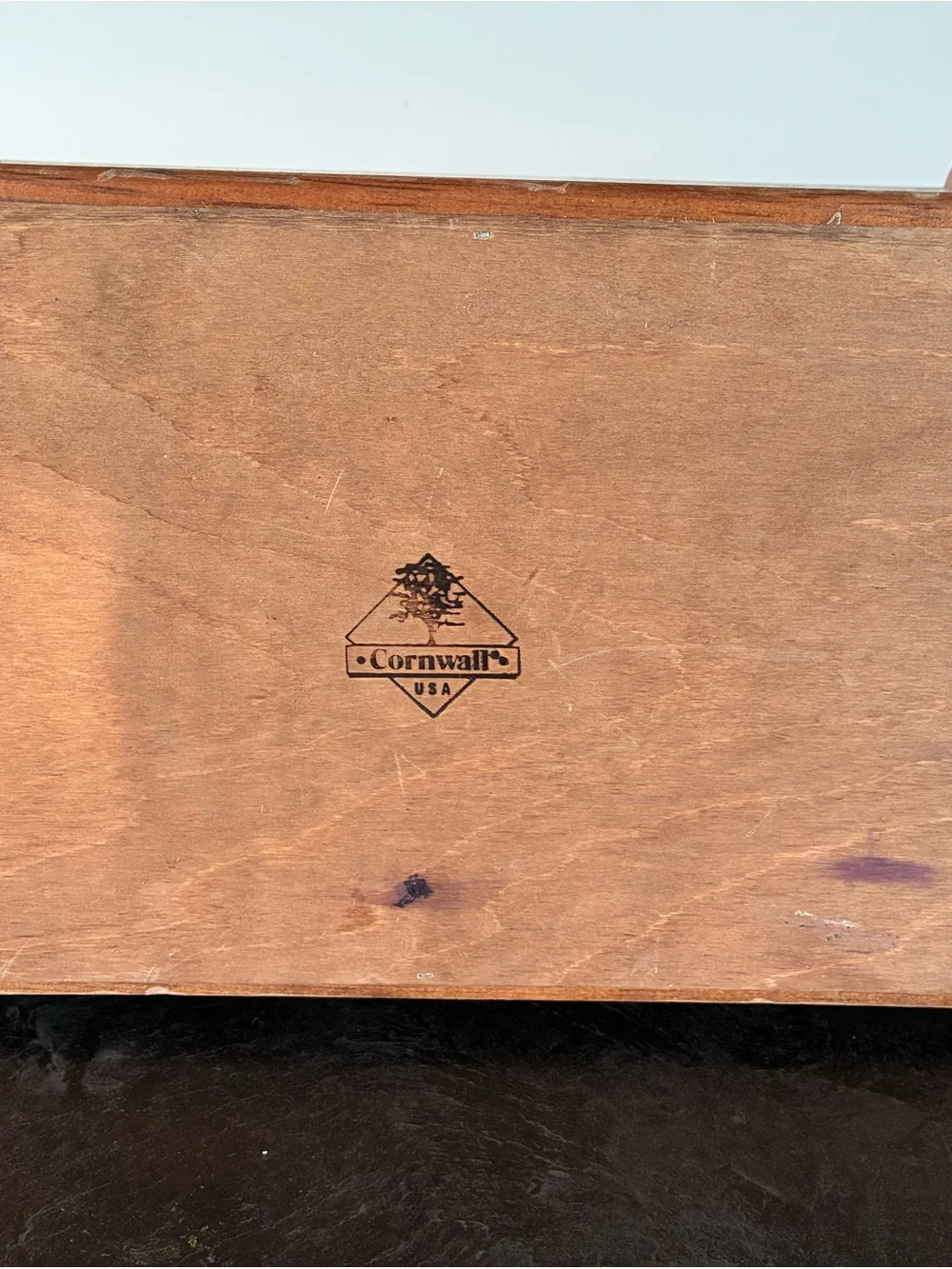 Vintage Cornwall Wooden Bread Storage Box Chest Brown Shell Design 16x10x10